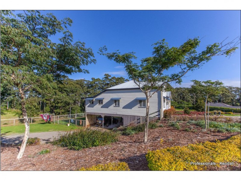 23 Power Parade, Tamborine Mountain QLD 4272