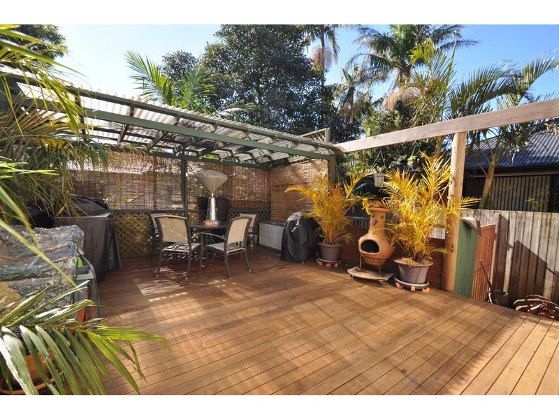 8 Wongawallan Road, Eagle Heights QLD 4271