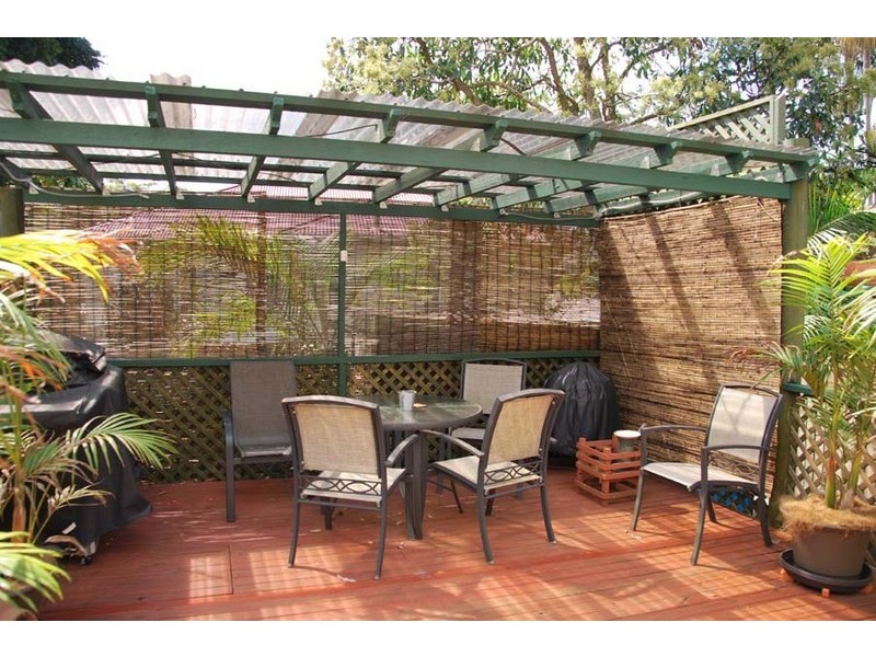 8 Wongawallan Road, Eagle Heights QLD 4271