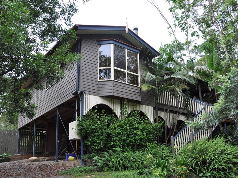105 Kinabalu Drive, Eagle Heights QLD 4271