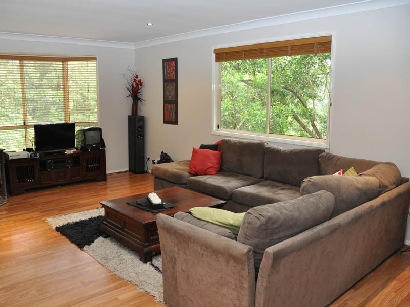 105 Kinabalu Drive, Eagle Heights QLD 4271