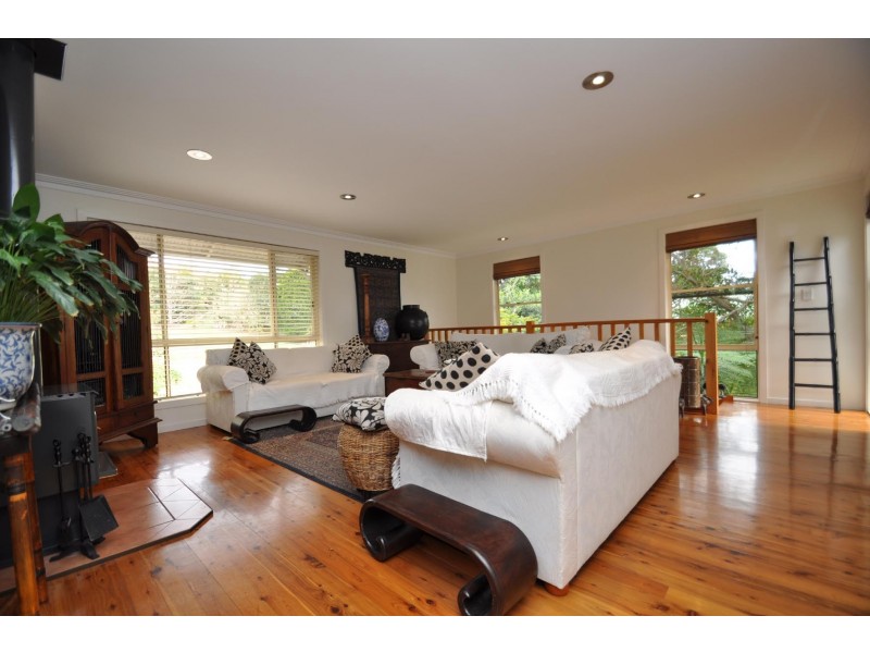 5 Teton Court, Eagle Heights QLD 4271