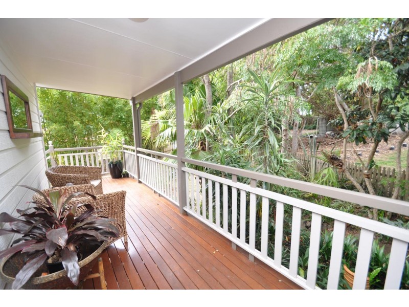 5 Teton Court, Eagle Heights QLD 4271