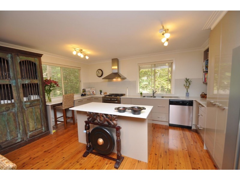 5 Teton Court, Eagle Heights QLD 4271