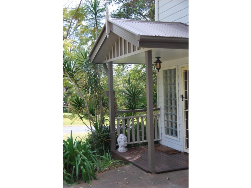 5 Teton Court, Eagle Heights QLD 4271