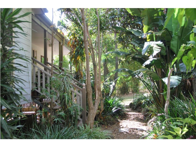 5 Teton Court, Eagle Heights QLD 4271