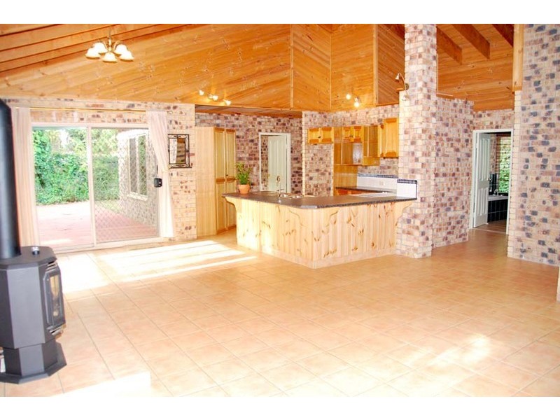 North Tamborine QLD 4272