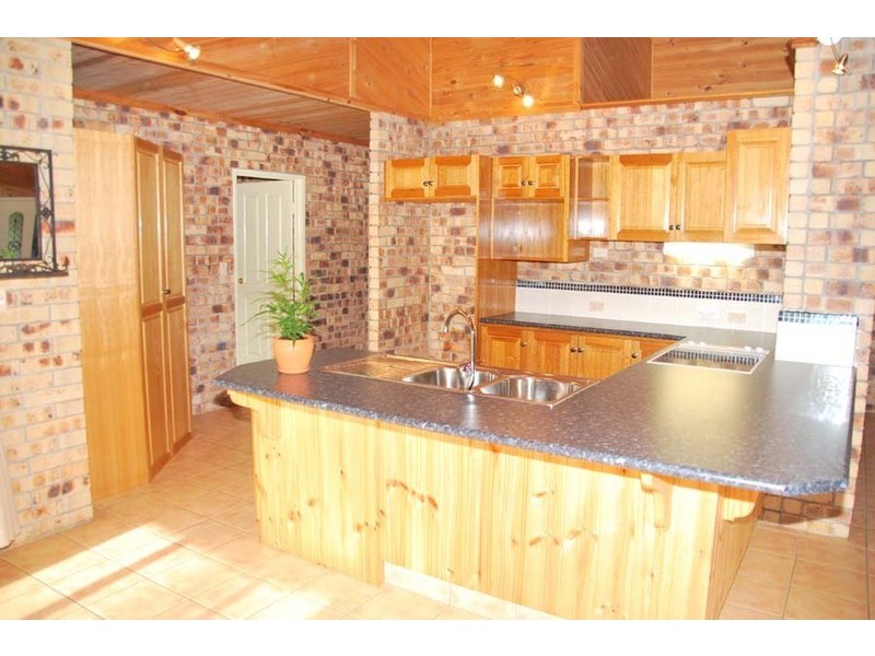 North Tamborine QLD 4272