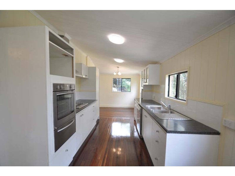 Eagle Heights QLD 4271