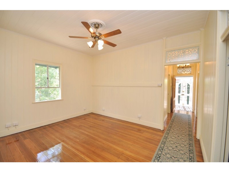 Eagle Heights QLD 4271