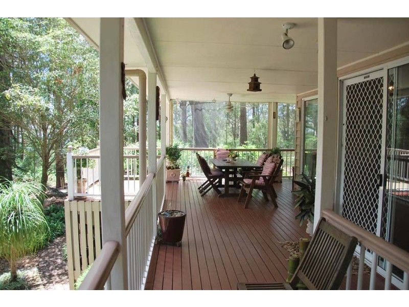 102 Wongawallan Road, Eagle Heights QLD 4271