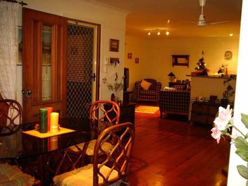 13 Tolima Drive, Eagle Heights QLD 4271