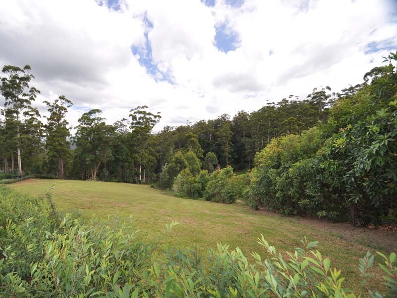 19 Eagles Retreat Place, Eagle Heights QLD 4271