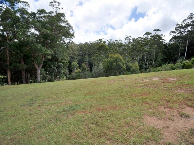 19 Eagles Retreat Place, Eagle Heights QLD 4271