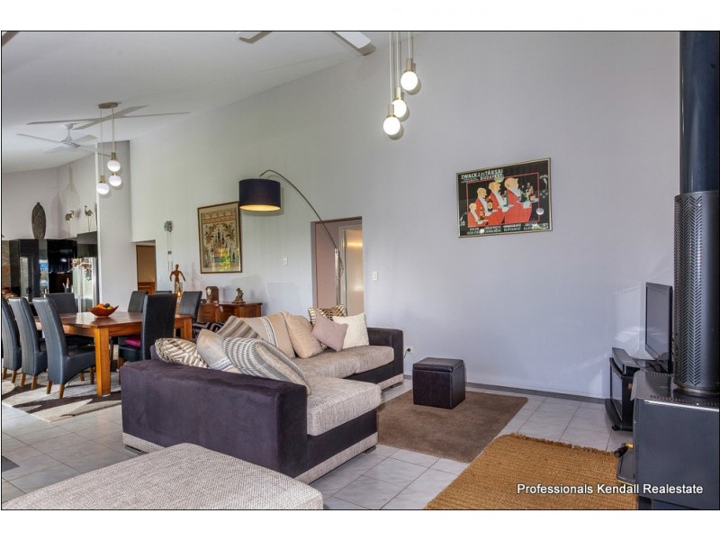 607 Henri Robert Drive, Tamborine Mountain QLD 4272
