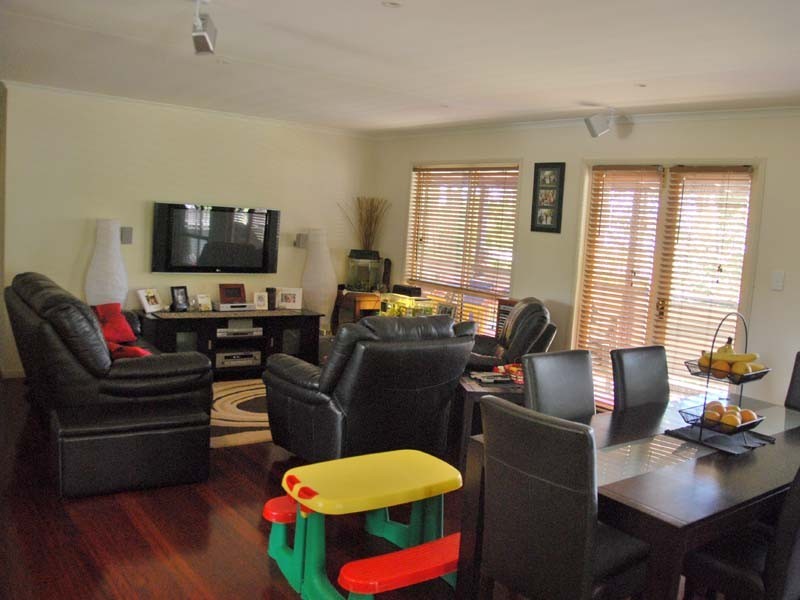 88 Wongawallan Road, Eagle Heights QLD 4271