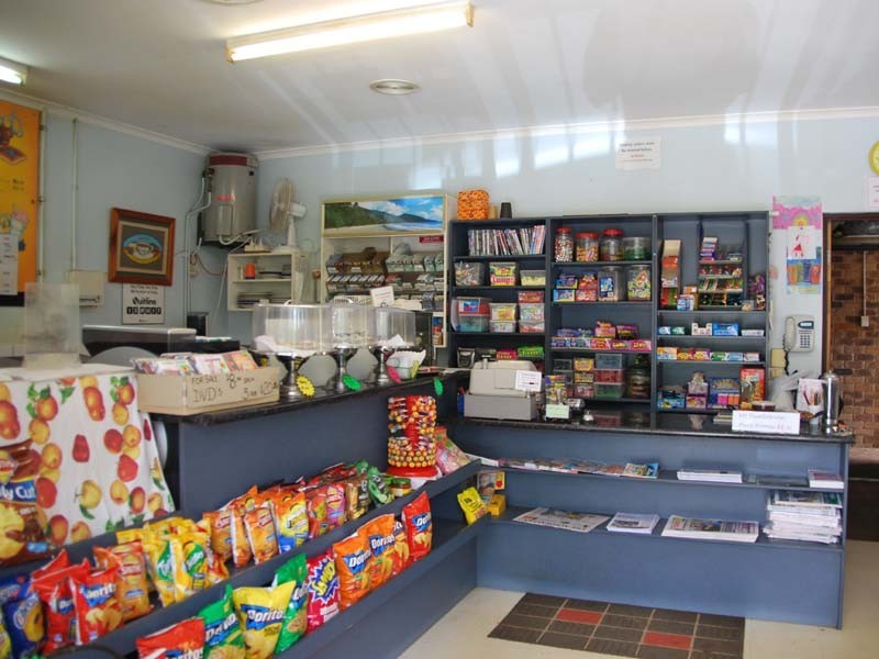 Shop 1, 8 Siganto, Tamborine Mountain QLD 4272
