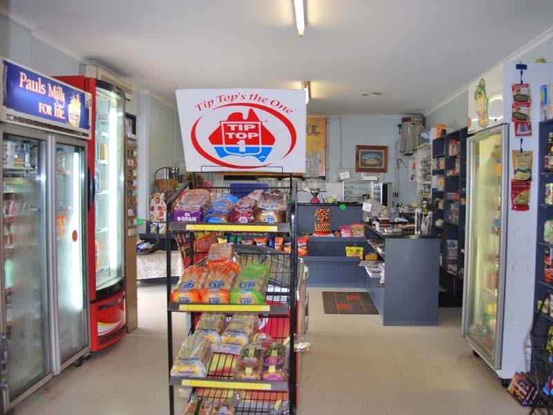 Shop 1, 8 Siganto, Tamborine Mountain QLD 4272