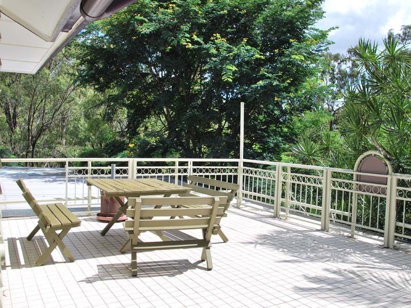 4 Chianina Ct, Tamborine QLD 4270