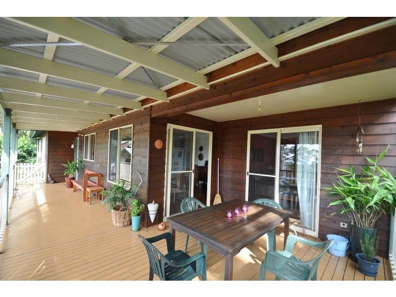 82 Kinabalu Drive, Eagle Heights QLD 4271