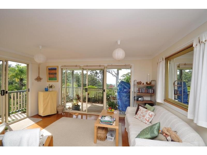 82 Kinabalu Drive, Eagle Heights QLD 4271