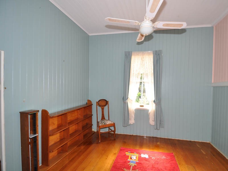 2 Areca Court, Eagle Heights QLD 4271