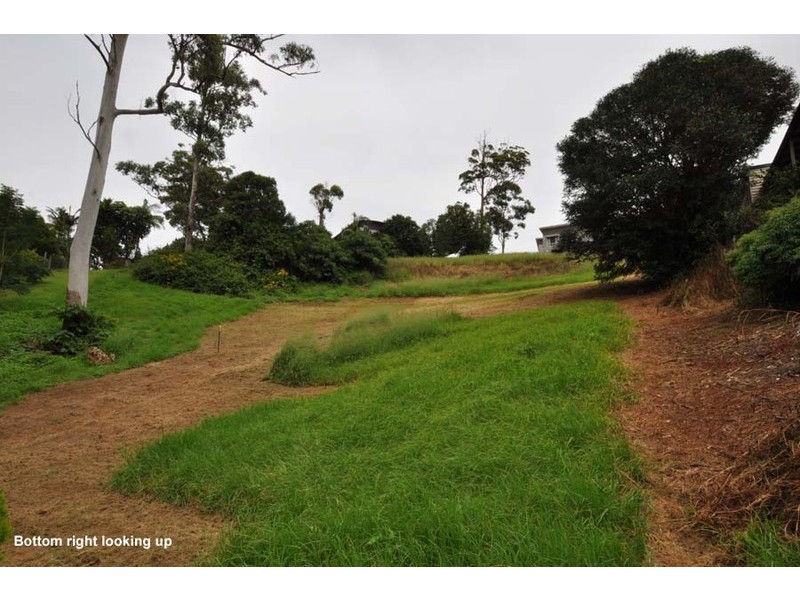 2 Areca Court, Eagle Heights QLD 4271