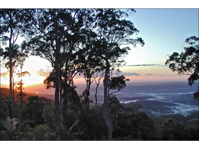 29 Eagles Retreat Place, Eagle Heights QLD 4271