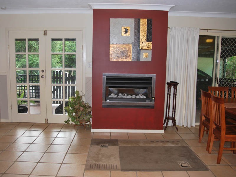 52 Macdonnell Road, Eagle Heights QLD 4271