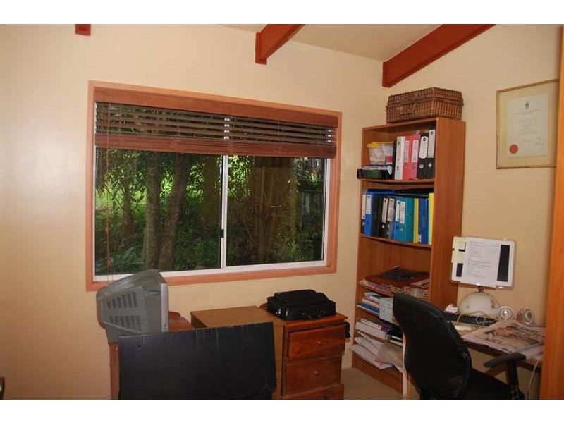 9  Rainer Court, Eagle Heights QLD 4271