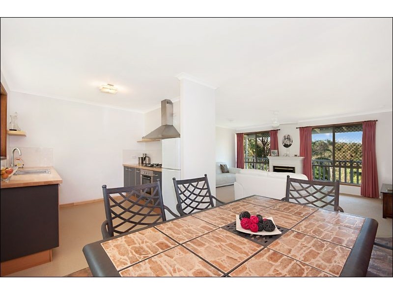 10 Rainer Drive, Eagle Heights QLD 4271