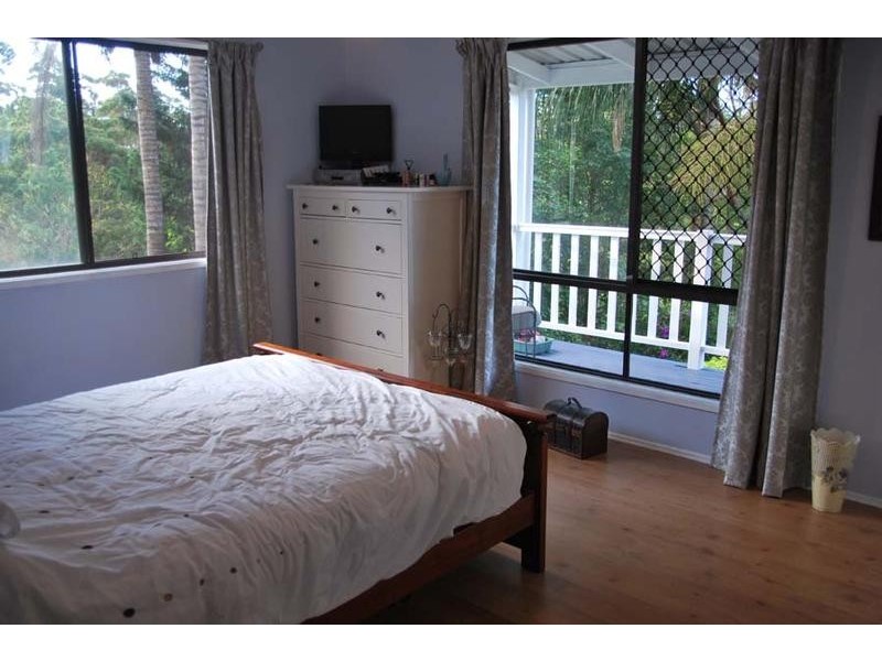 10 Rainer Drive, Eagle Heights QLD 4271