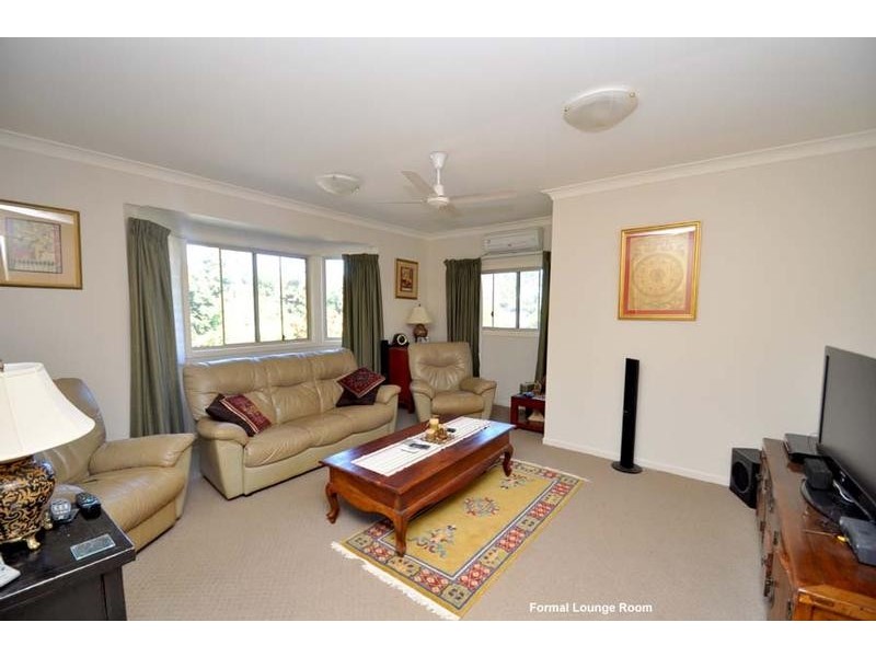 14 Mayon Court, Eagle Heights QLD 4271