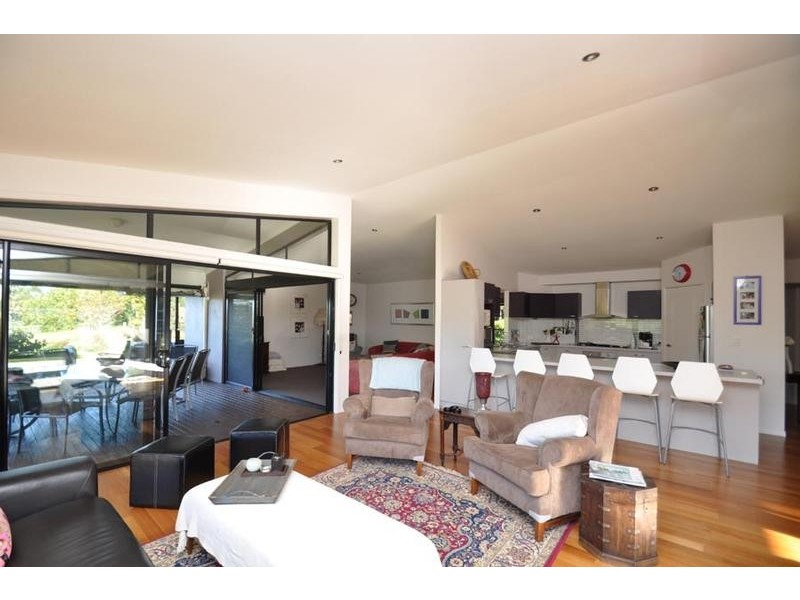 40  Main Western Road, North Tamborine QLD 4272