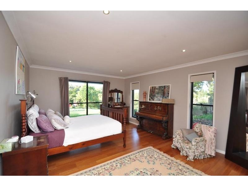 40  Main Western Road, North Tamborine QLD 4272