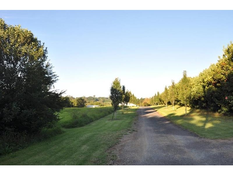 40  Main Western Road, North Tamborine QLD 4272