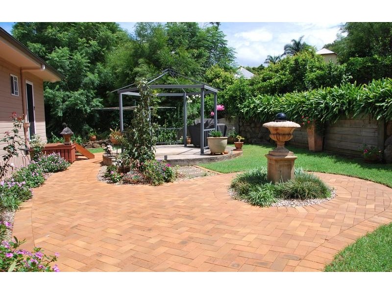 15 Cayambe Court, Eagle Heights QLD 4271