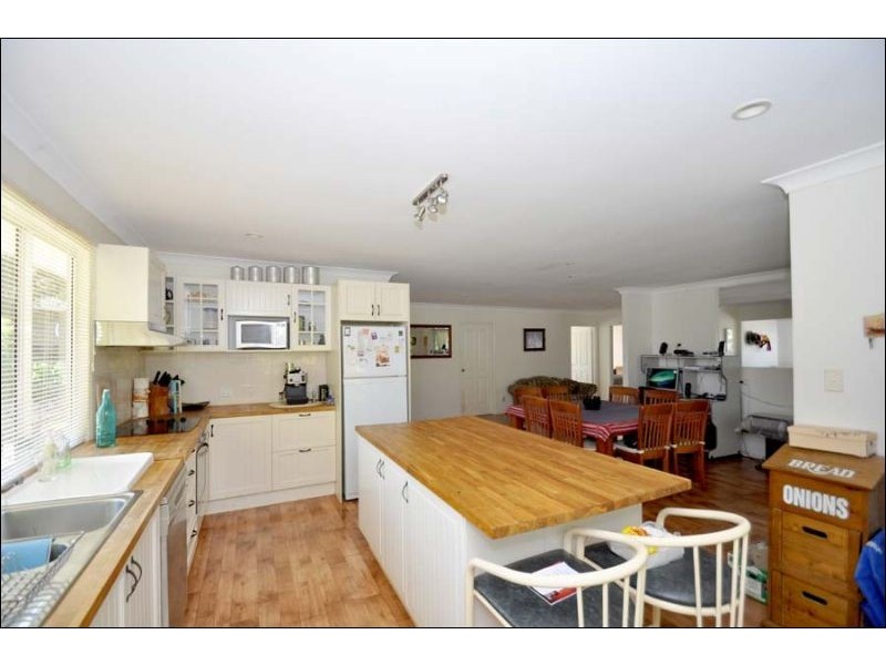 22  Kootenai Drive, North Tamborine QLD 4272