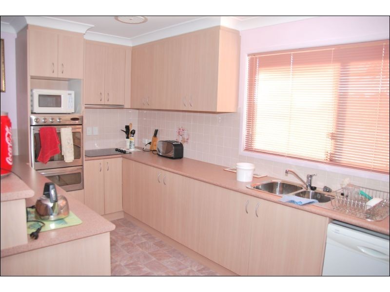 96  Eagle Heights Road, Eagle Heights QLD 4271