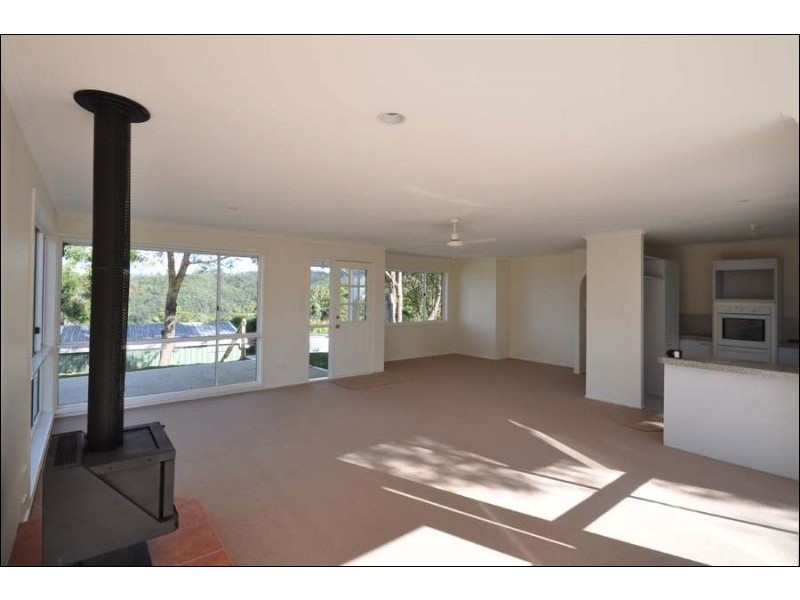 67 Magnetic Drive, Eagle Heights QLD 4271