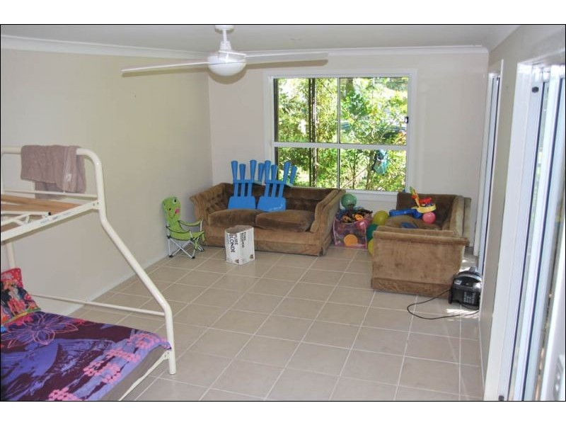 Eagle Heights QLD 4271