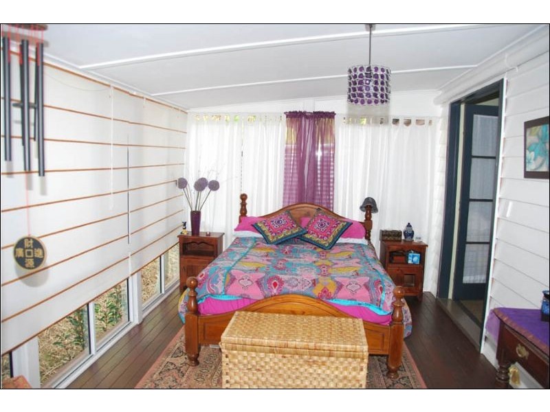 54 Long Road, Eagle Heights QLD 4271