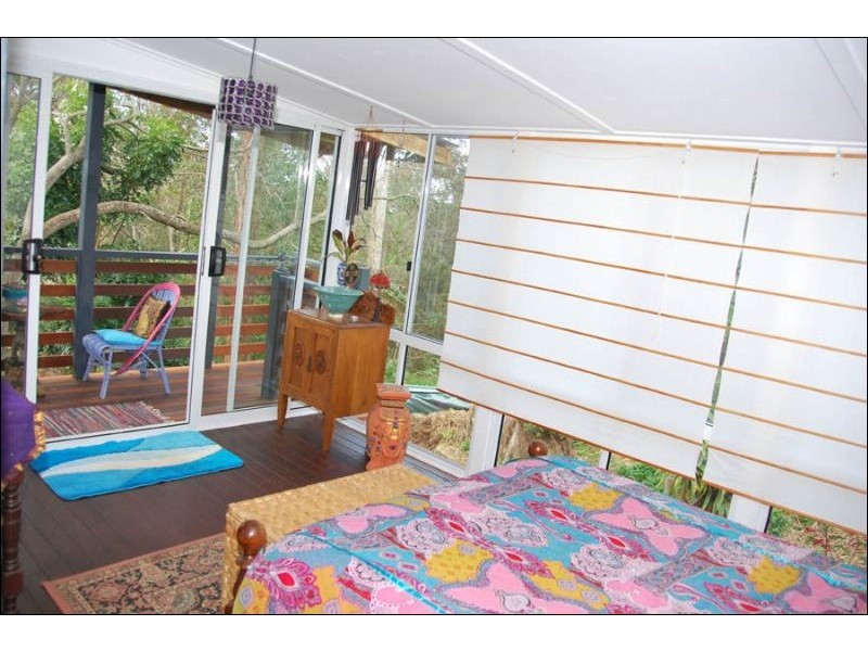 54 Long Road, Eagle Heights QLD 4271