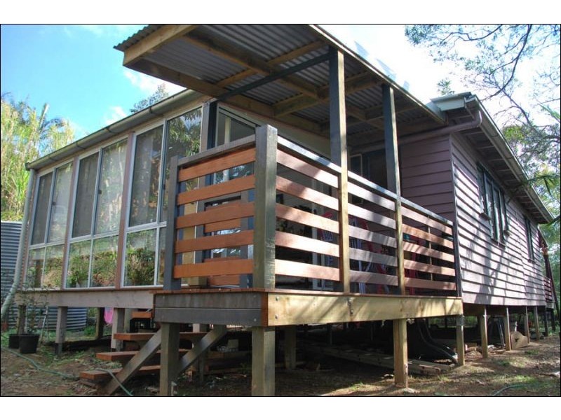 54 Long Road, Eagle Heights QLD 4271