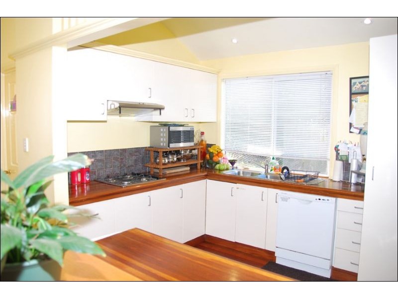 Eagle Heights QLD 4271