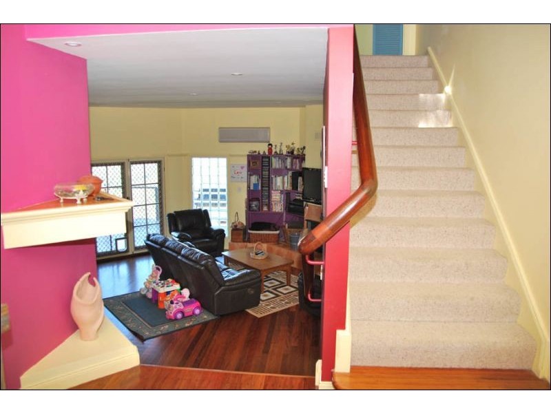 Eagle Heights QLD 4271