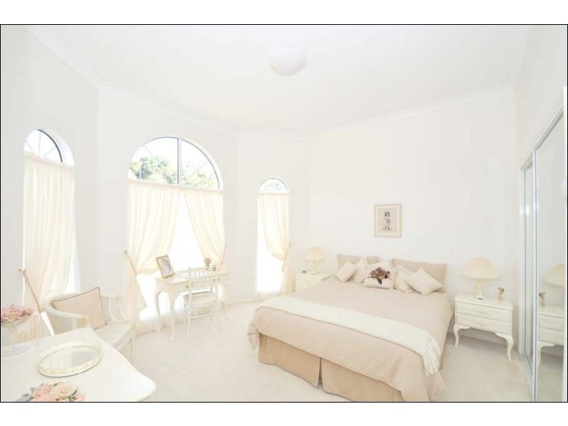 Eagle Heights QLD 4271