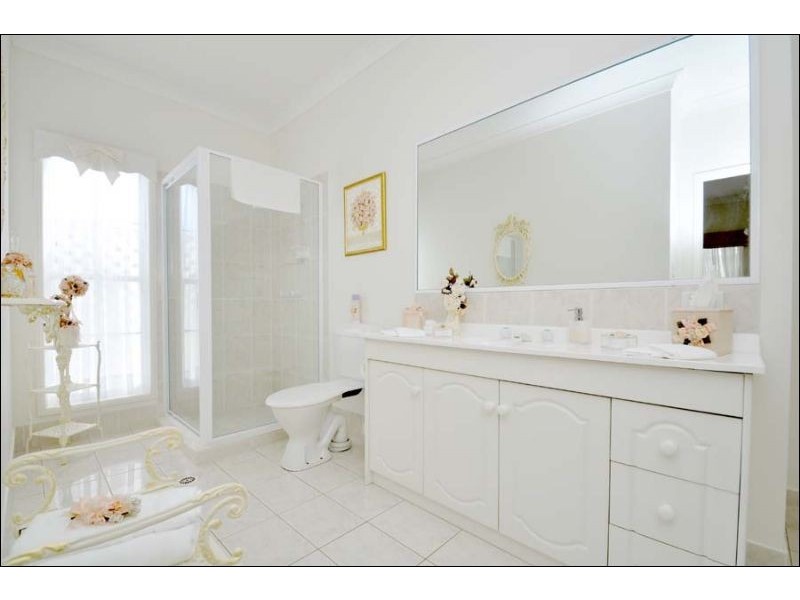 Eagle Heights QLD 4271