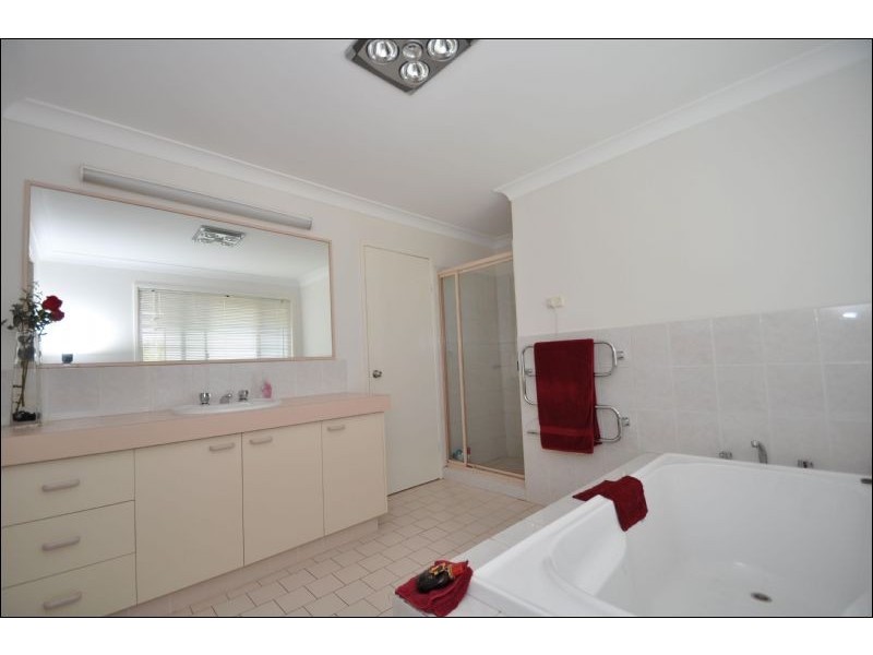 25 Winema Drive, North Tamborine QLD 4272