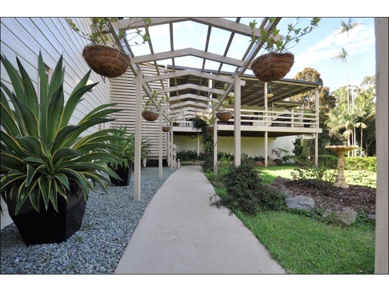 25 Winema Drive, North Tamborine QLD 4272